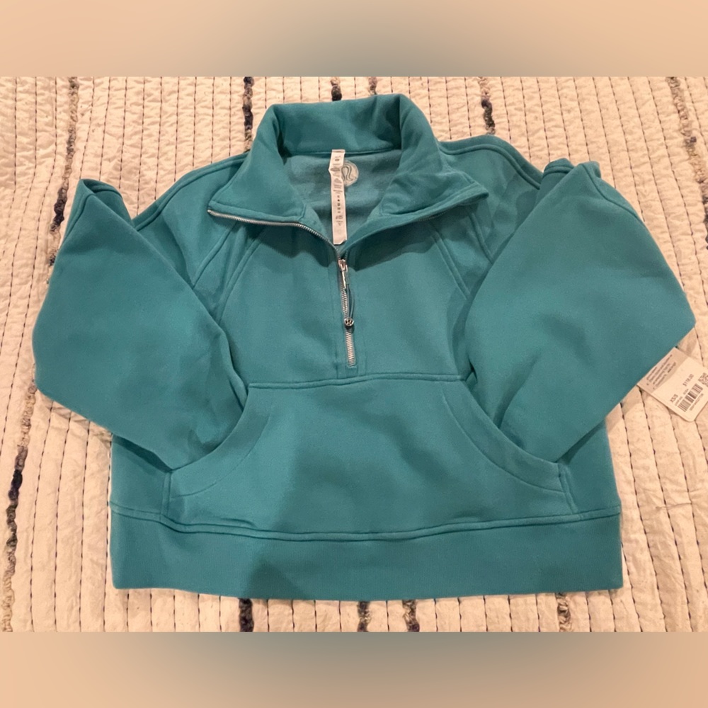 NWT Lululemon Scuba Oversized Funnel Neck Crop Sweatshirt